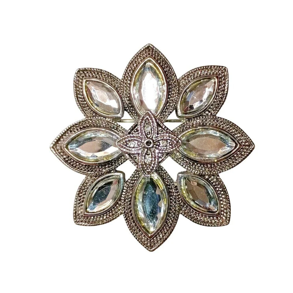 Silver Tone Petal Brooch Princess Cut Clear Gemstones Pin Art Deco Vintage - Picture 2 of 7